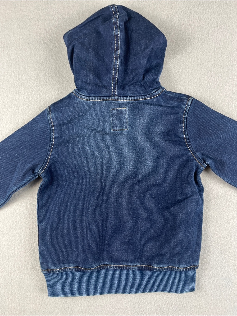Levi's Baby Hooded Denim Jacket - Dark Blue NWT
Size: 24 months - Picture 5 of 6